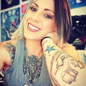 Meet your Posher, Amanda